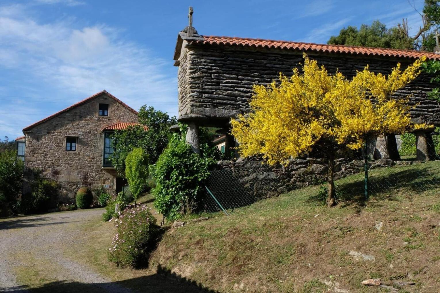 Fogar Dos Antigos Hotel Mazaricos ภายนอก รูปภาพ